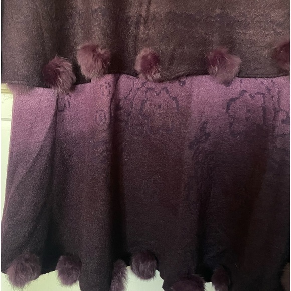 Poncho Wrap Cape Sweater Purple Ombre with Pom-Pom’s, One Size - Picture 4 of 10